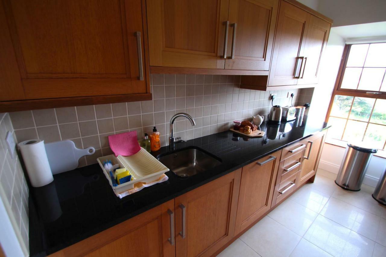 Island View Luxury Apartment Clifden Exterior foto